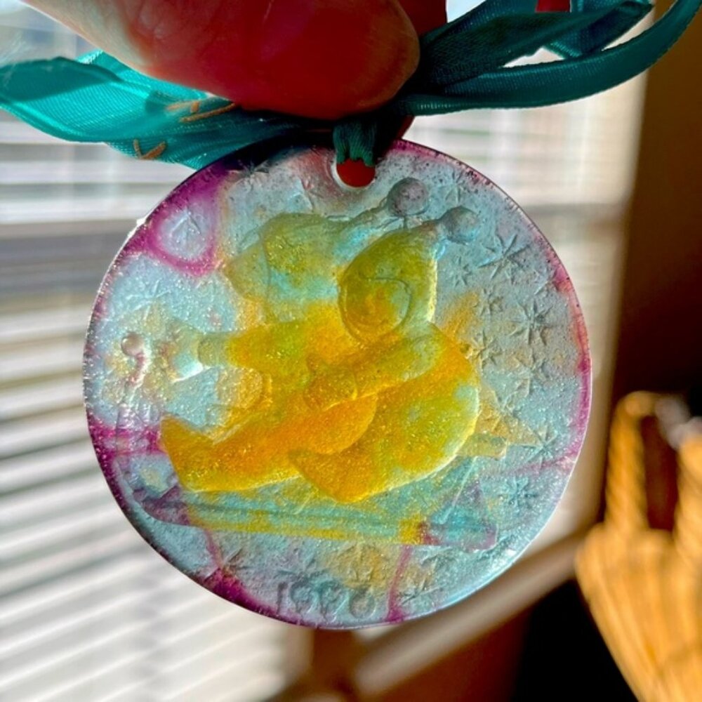 Daum 1996 Sledder Christmas ornament